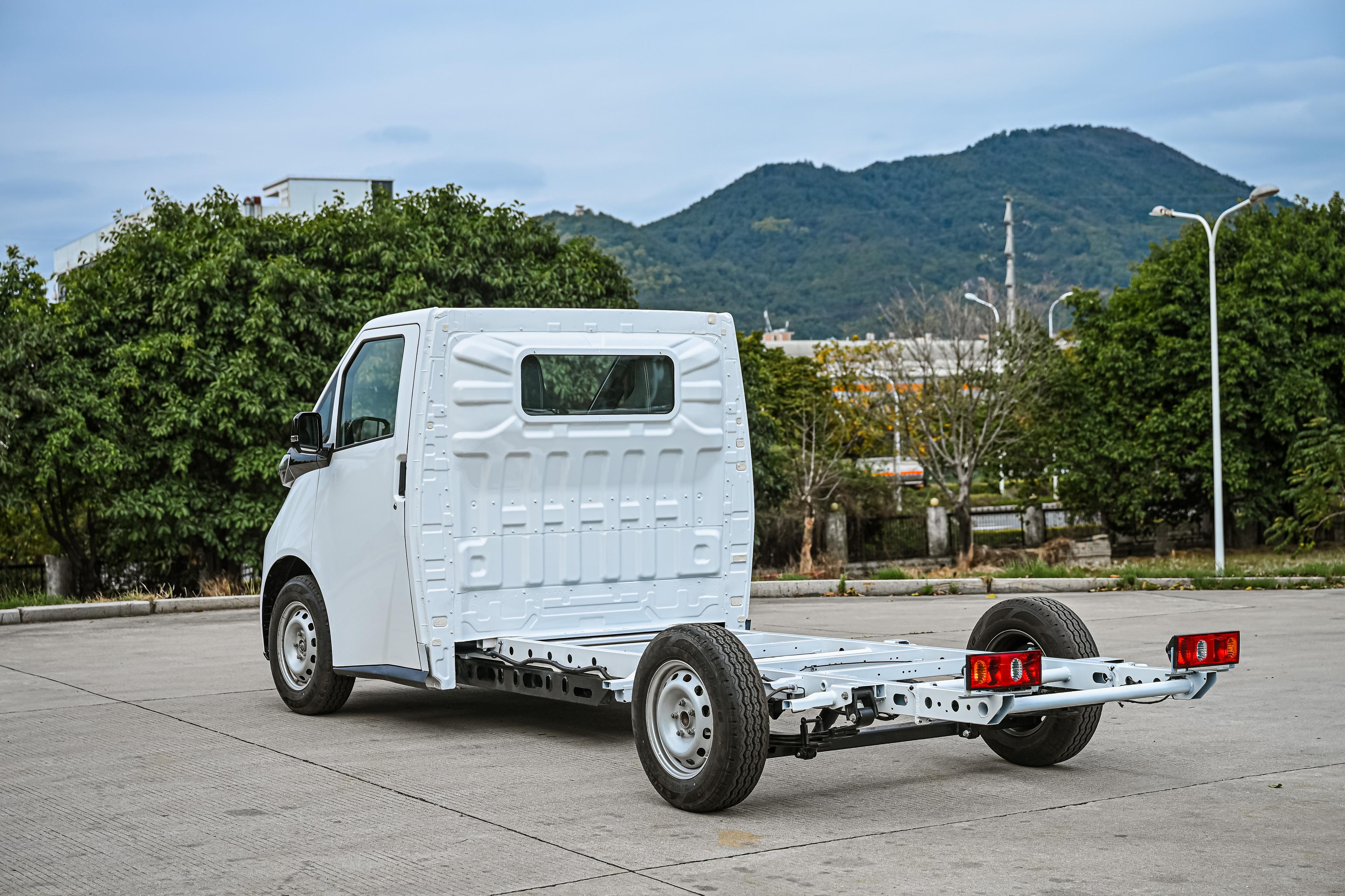 Tuki uPower UP Chassis Cab — imagen 2